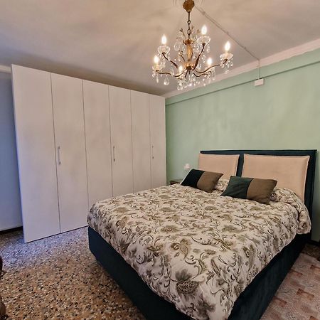 Veneziacentopercento La Forcola Apartment, Next To Rialto Bridge Exterior foto